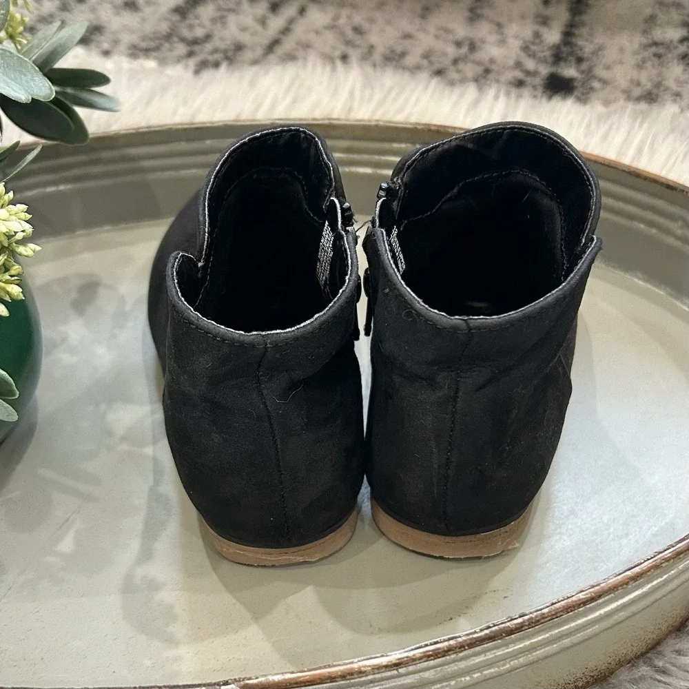 Cat & Jack Black Faux Suede Penelope Ankle Bootie Boots Side‎ Zip Size 12